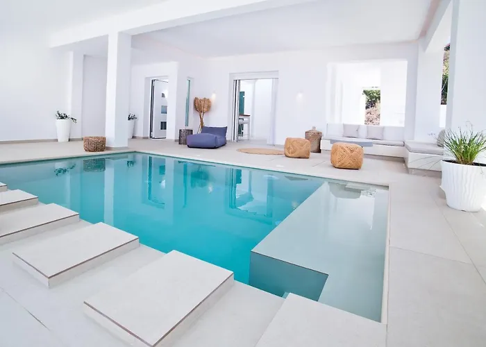 Almyra Seaside Luxury 아파트 *