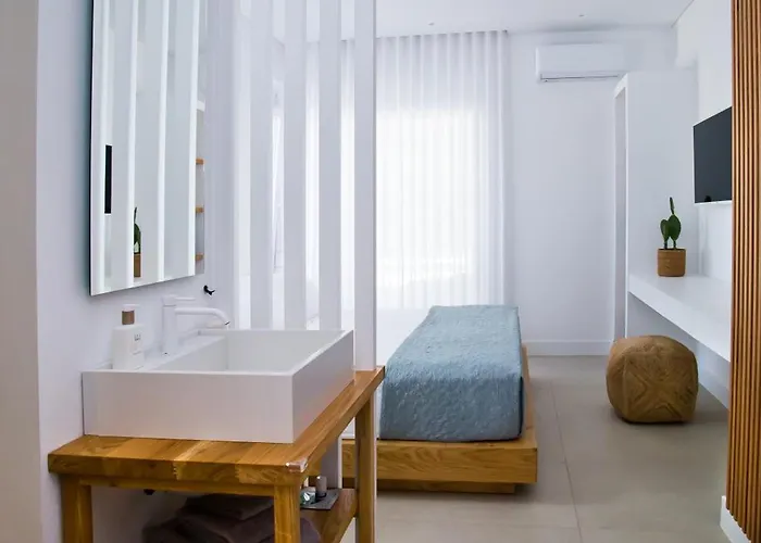 Almyra Seaside Luxury Panormos (Kalymnos)