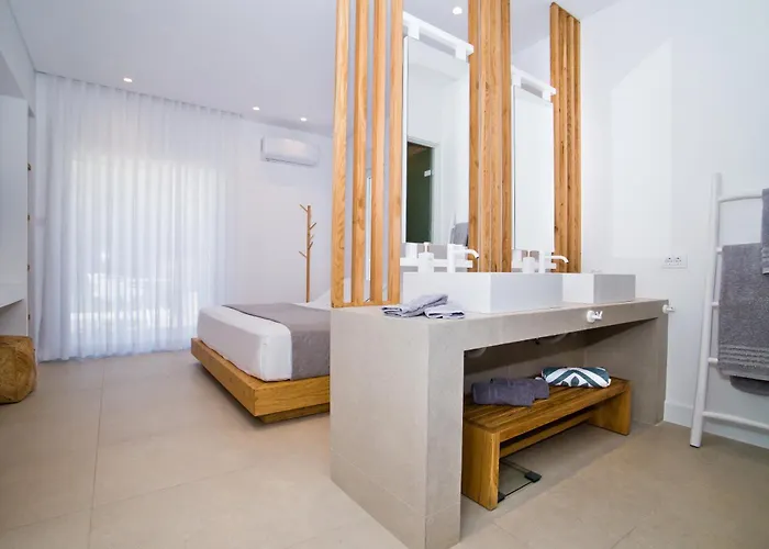 아파트 Almyra Seaside Luxury