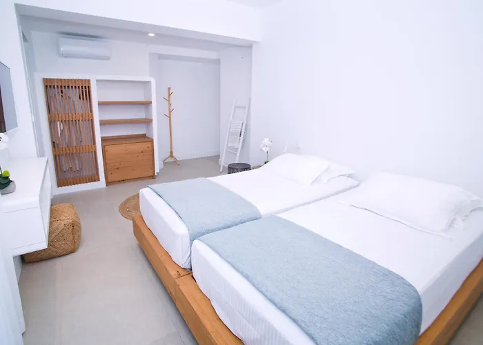 아파트 Almyra Seaside Luxury *